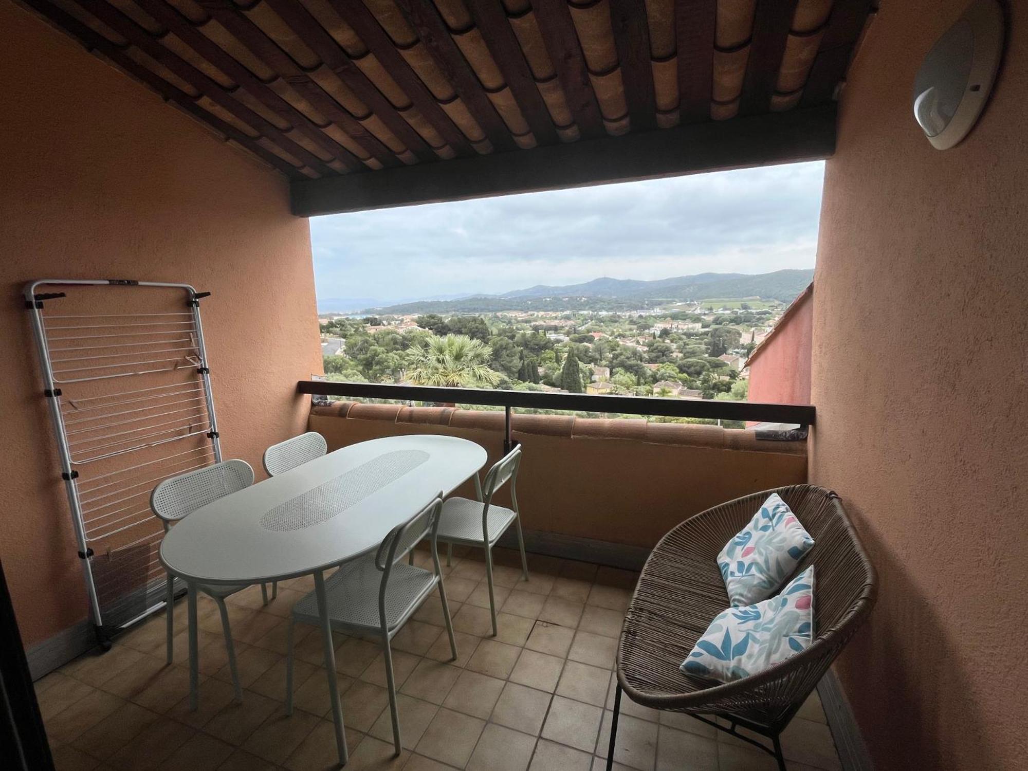 Superbe Duplex 35M2 Vue Mer Avec Piscine Bormes-les-Mimosas Bagian luar foto