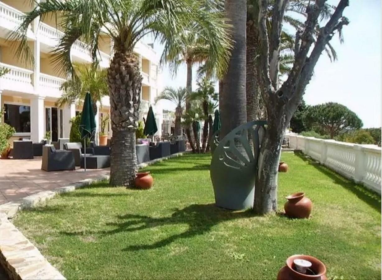 Superbe Duplex 35M2 Vue Mer Avec Piscine Bormes-les-Mimosas Bagian luar foto